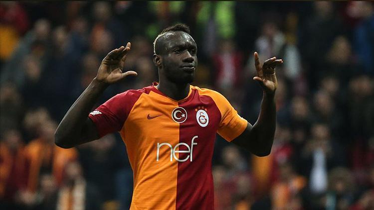Galatasaraya 13 milyon Euroya gelen Mbaye Diagneyi 5 milyon Euroya alan yok