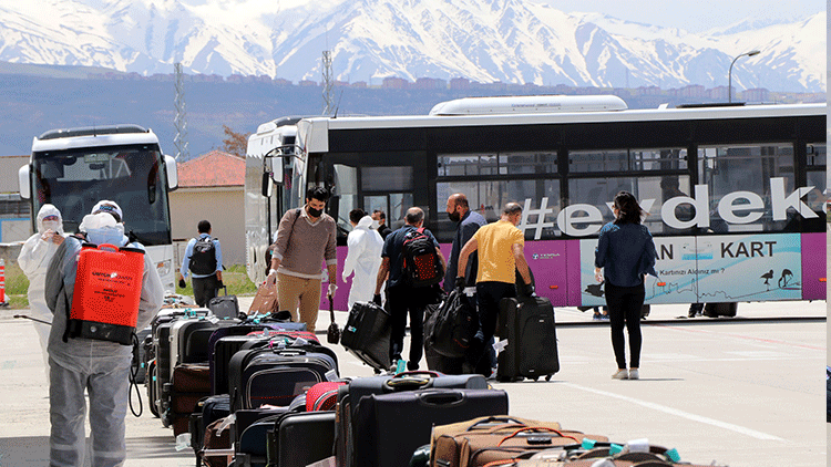 Suudi Arabistandan getirilen 143 Türk vatandaşı, Vanda yurda yerleştirildi