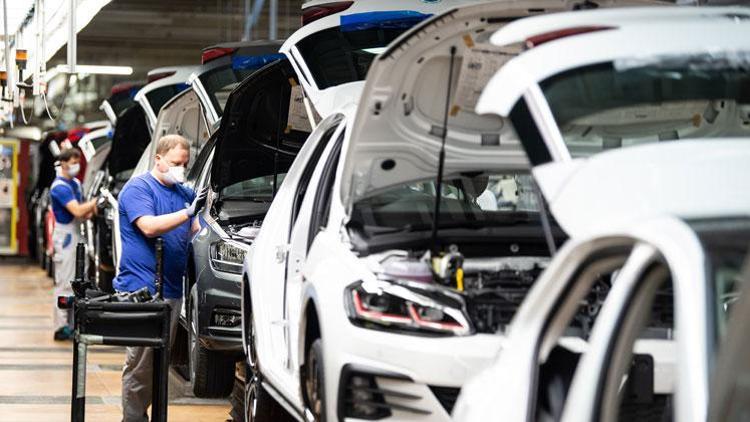 Alman otomotiv sektöründe iş durumu nisanda kötüleşti
