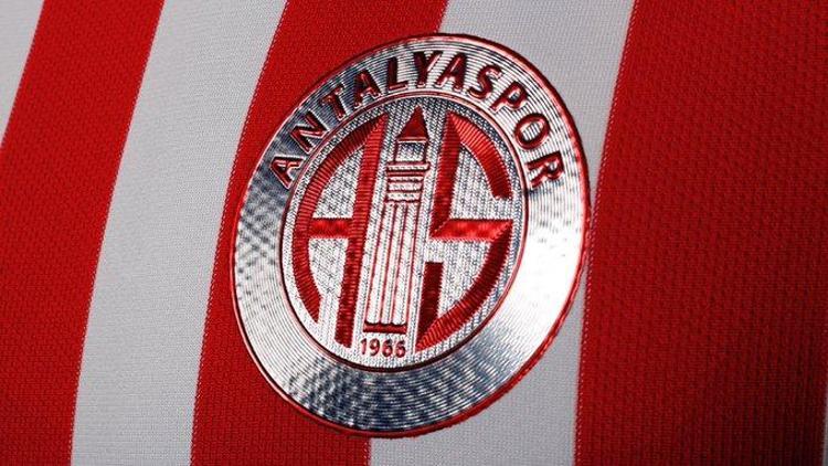 Antalyaspor 1.5 ay sonra sahaya iniyor