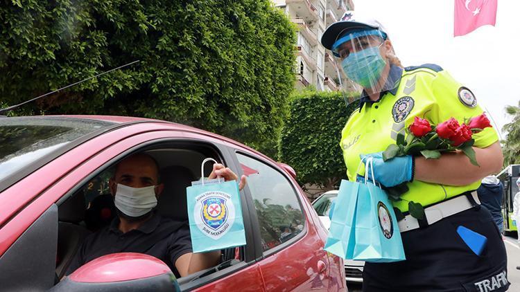 Adana polisinden koronavirüs denetimi