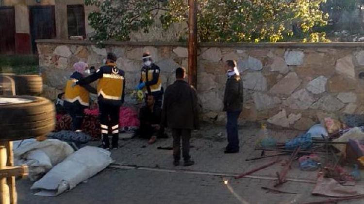 Kırşehirde tarım işçilerini taşıyan minibüs devrildi: 10 yaralı