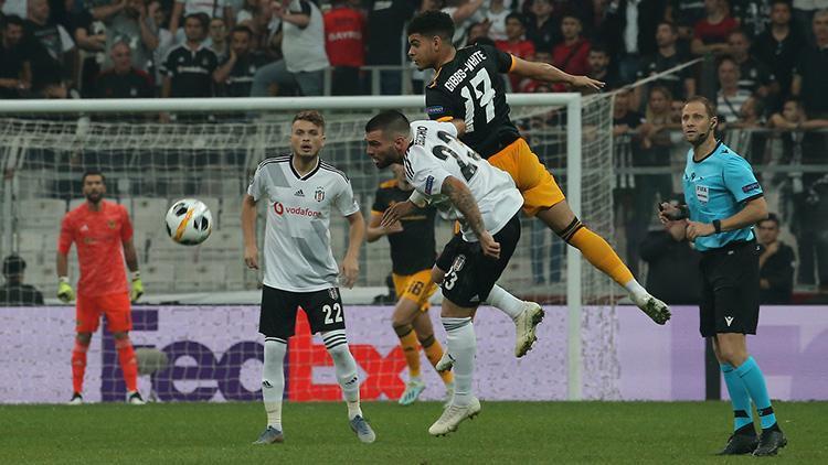 Wolverhamptonlı Morgan Gibbs-White corona virüs karantinasında ev partisi verdi