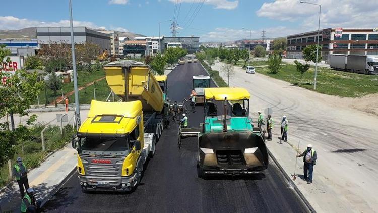 53 bin 716 ton asfalt serildi