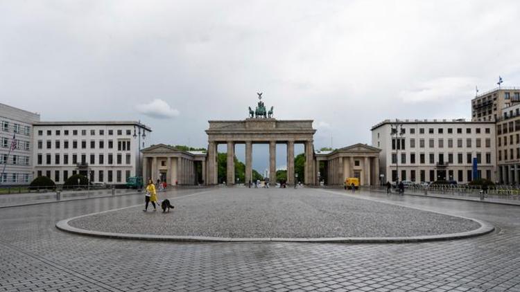 Alman turizm devinden koronavirüs açıklaması: 8 bin kişi işten çıkarılacak