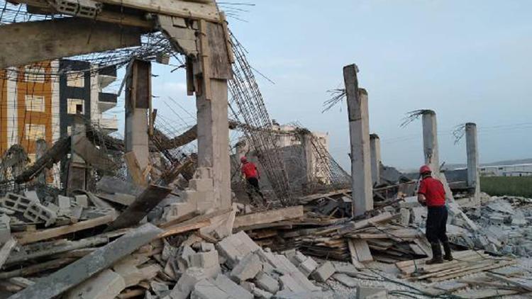 Şanlıurfa’da inşaatta çökme: 2 işçi yaralı
