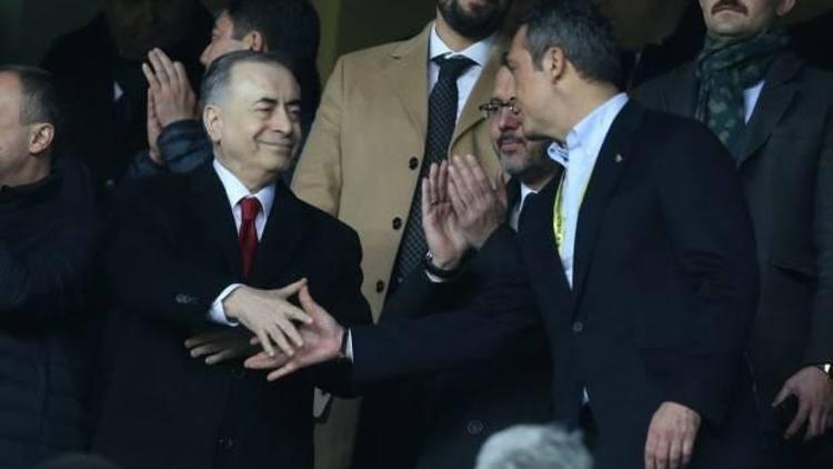 Fenerbahçe Başkanı Ali Koç, Mustafa Cengizi ziyaret etti