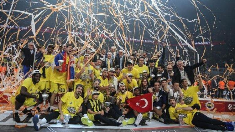 Fenerbahçeden kupa paylaşımı Galatasaray...