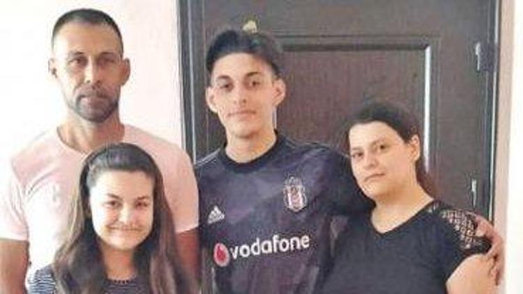 Bursasporla ilişiği kesilen Yiğit Şengil, Beşiktaştan davet aldı
