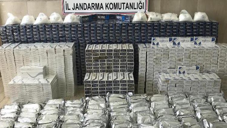 Kaçakçıların bırakıp kaçtığı atlarda 157 kilo uyuşturucu ele geçti