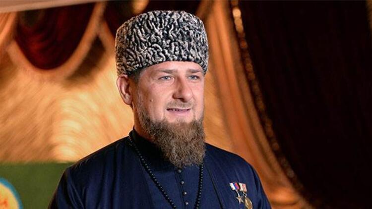 Çeçenistan Devlet Başkanı Kadirov, Kovid-19 nedeniyle hastaneye kaldırıldı