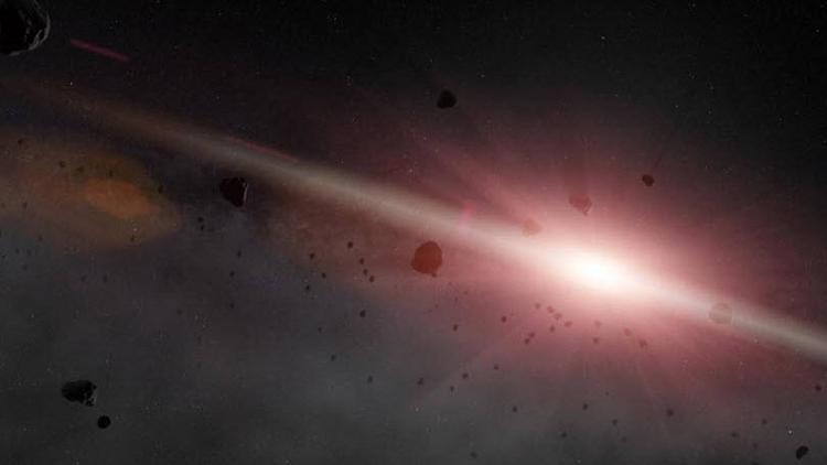 Kuyruklu bir asteroit keşfedildi