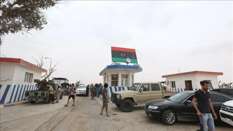 Libya ordusunun Trablusun güneyinde önemli noktaları ele geçirdiği açıklandı