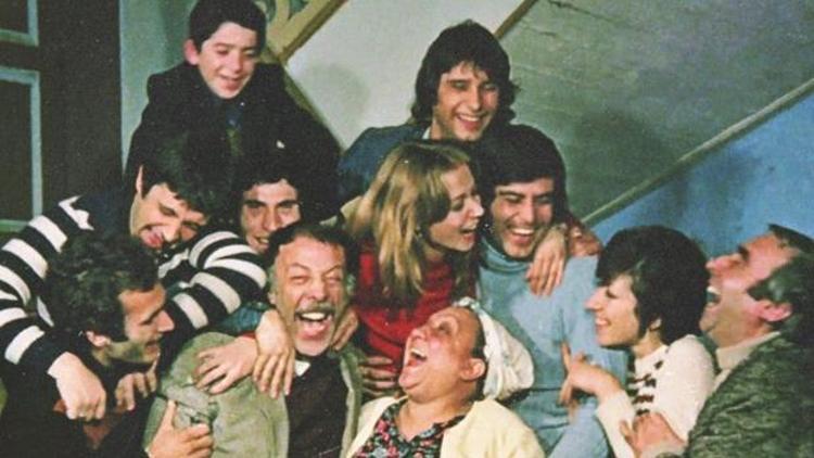 Bizim Aile filmi ne zaman, kaç yılında çekildi İşte Bizim Aile filmi konusu ve oyuncuları