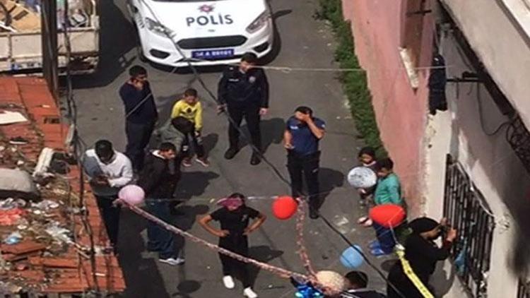 Kısıtlamaların olduğu günde sokaktaki doğum günü partisine polis baskını