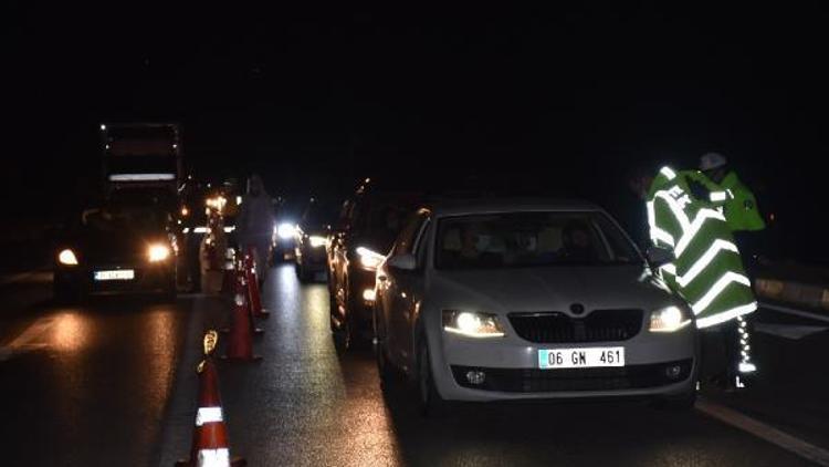 Yasak bitti kilometrelerce kuyruk oluştu