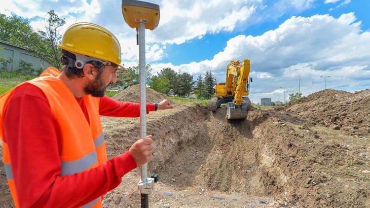 İstasyon’da ilk kazma kavşaklar için vuruldu