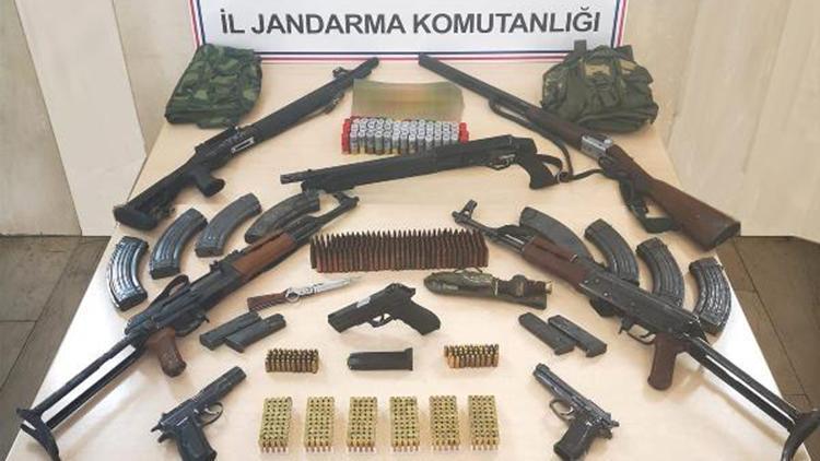 Bingölde PKK operasyonu: 12 gözaltı