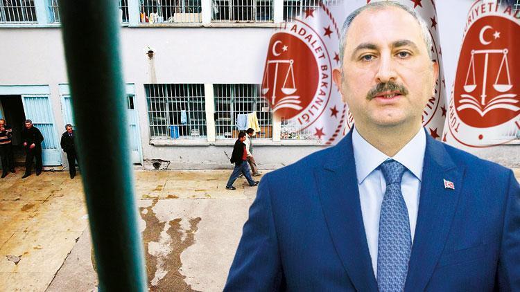 Yargı kapılarını açıyor, maskesiz adliye yasak