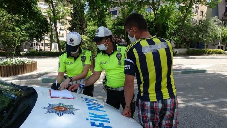 Kısıtlamada sokağa çıktı, ceza yüzünden kaçtığı polise Günleri karıştırdım dedi