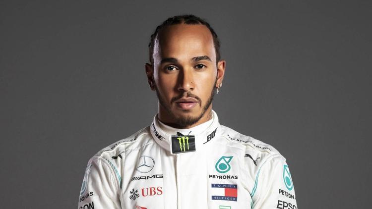 Formula 1de Mercedesten Hamiltona George Floyd desteği