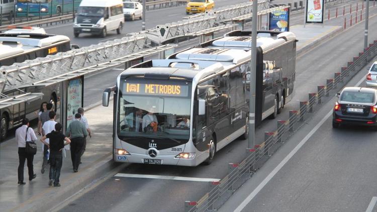 20 yaş altı otobüse binebilir ve toplu taşıma kullanabilir mi