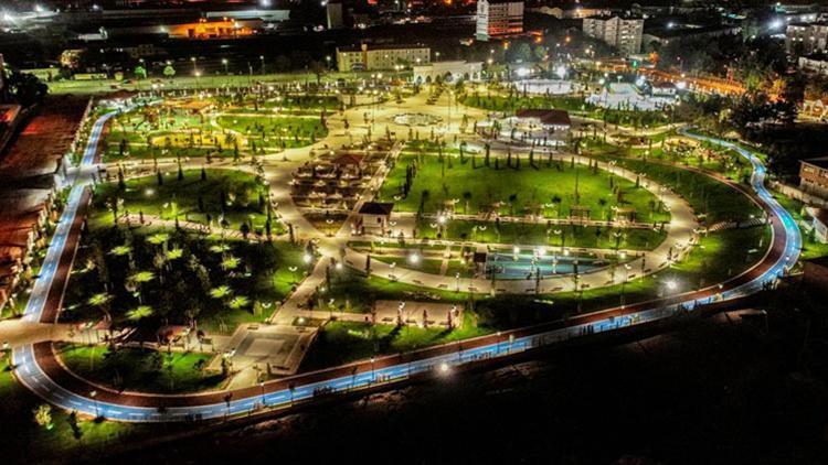 Anadolunun en büyük millet bahçesi açıldı
