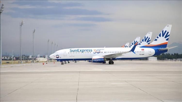SunExpress, dış hat uçuşlarına başladı