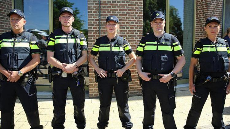 Hollanda polisinin üniforması Türkiye’den