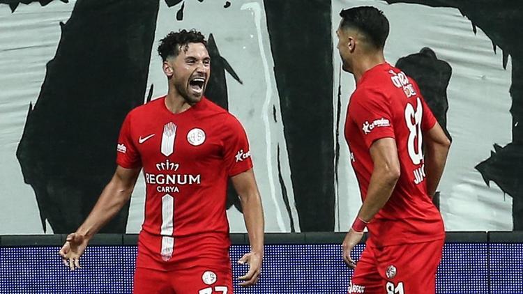 Antalyaspor ligdeki yenilmezlik serisini 9 maça çıkardı