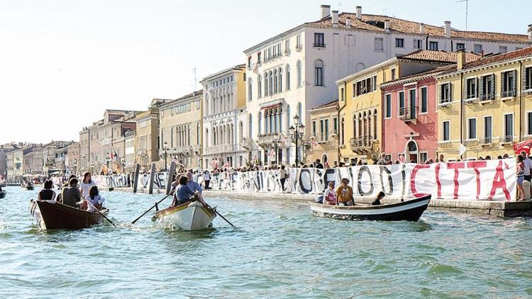Venedik turist istemiyor