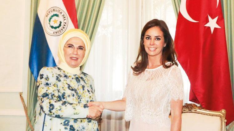First Lady aradı, Paraguay’a yardım edildi