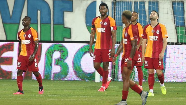 Galatasarayda çifte şok Ryan Donk ve Adem Büyük cezalı...
