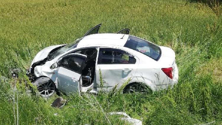 Erzincan’da otomobiller çarpıştı: 10 yaralı
