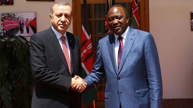 Erdoğan, Kenya Cumhurbaşkanı Kenyatta ile telefonda görüştü