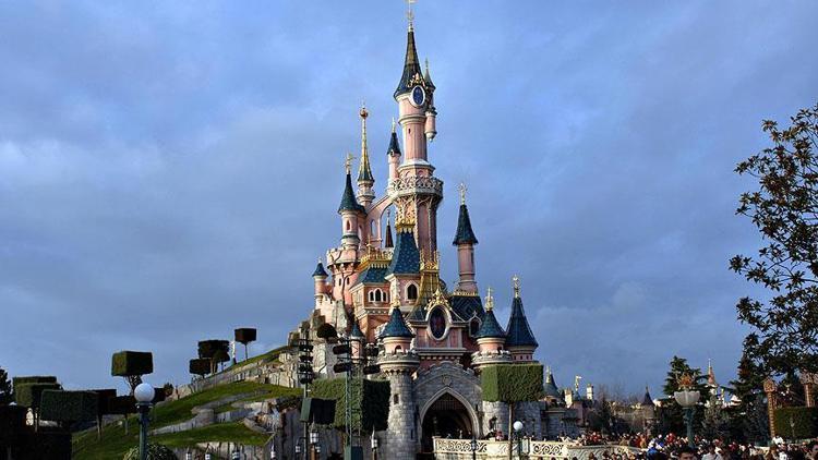 Disneyland Paris 15 Temmuzda kademeli olarak yeniden açılacak
