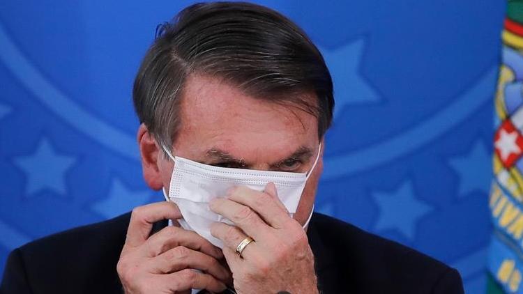 Brezilya Devlet Başkanı Bolsonaro mahkeme kararıyla maske takacak
