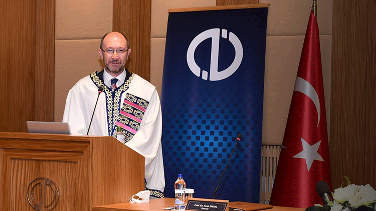 Anadolu Üniversitesi rektörü Prof. Dr. Fuat Erdal görevine başladı