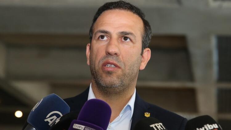 Yeni Malatyaspor Başkanı Adil Gevrek: Hakem bu takımın yenilmesi için elinden geleni yaptı