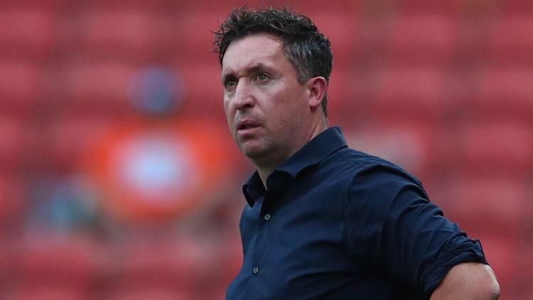 Robbie Fowler, Brisbane Roardan ayrıldığını açıkladı Koronavirüs nedeniyle...