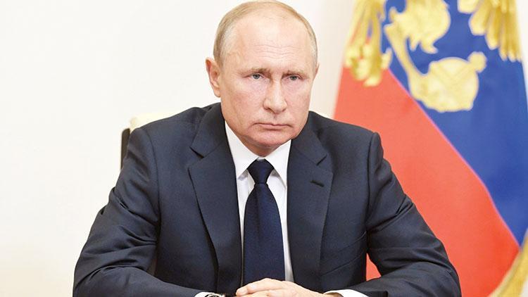 ‘Putin referandumu’nda ‘evet’ yüzde 76 ile önde