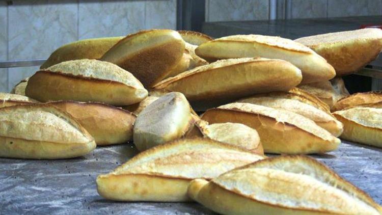Lübnan iflasın eşiğinde Ekmeğe yüzde 33 zam