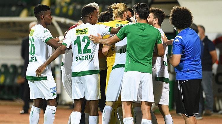 Bursaspor, Süper Lig yarışına tutundu