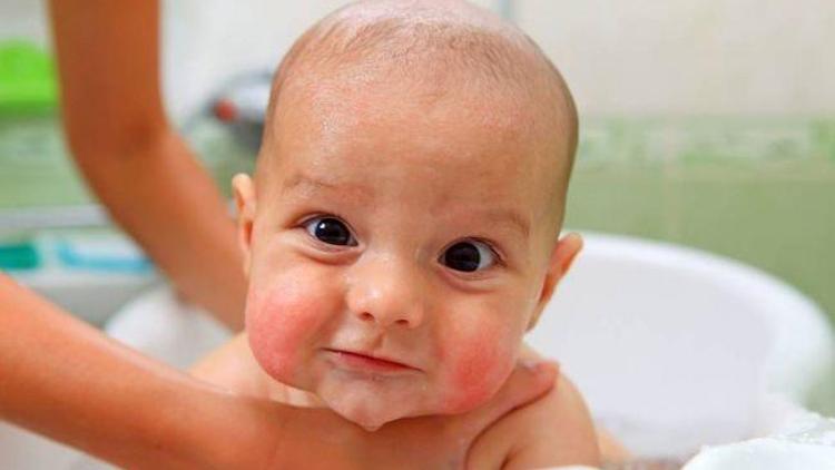 Bebek nasıl yıkanır?