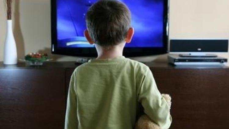 Çocukların Televizyon Aşkı