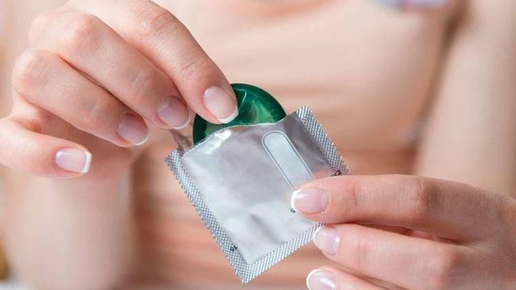 Kondom kullanarak orgazm sürenizi uzatabilirsiniz!