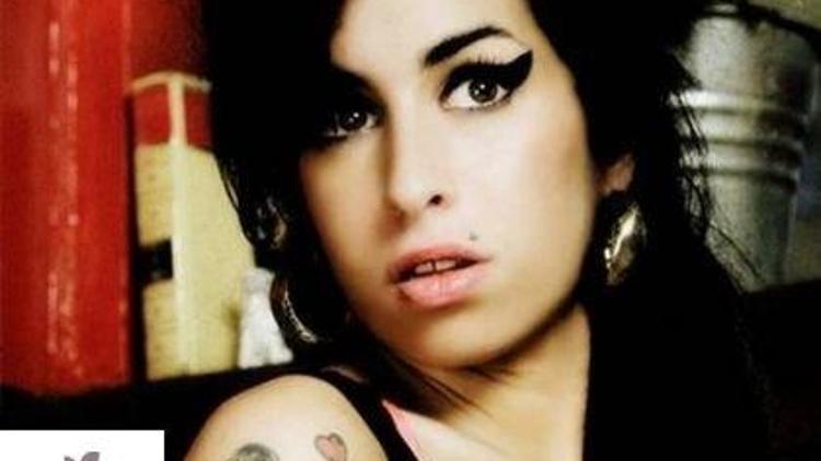 Amy Winehouse Hayatını Kaybetti