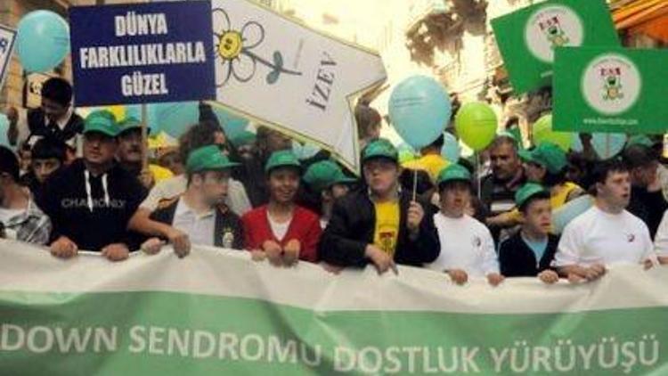 Down Sendromu Dostluk Yürüyüşü