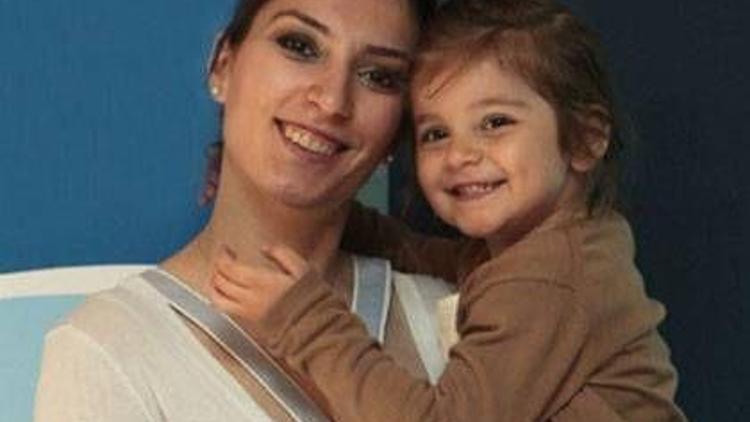 Neslihan Darnel ve Kızı Zeynep Penelope