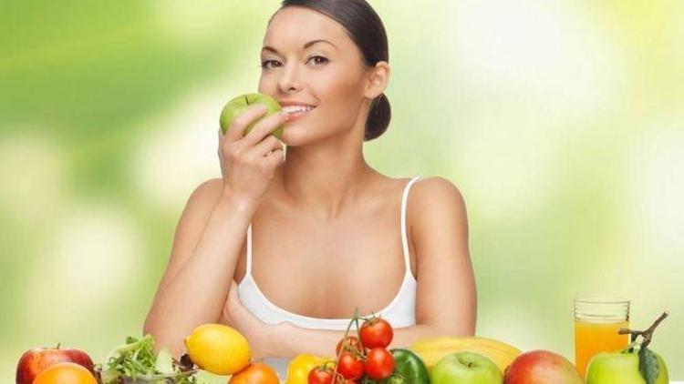 Meyve ve sebze tüketen kadınlara iyi haber!
